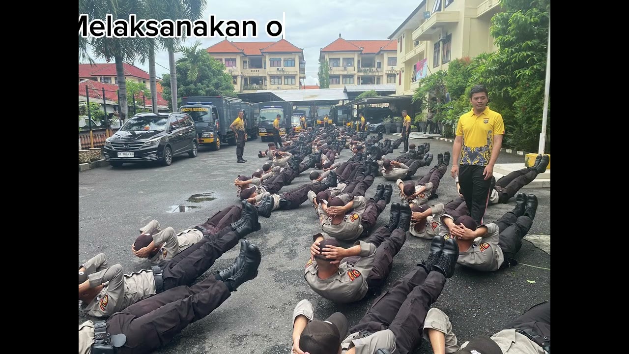 Bimbingan tradisi bintara remaja angkatan-52 Ditsamapta Polda Bali part 3