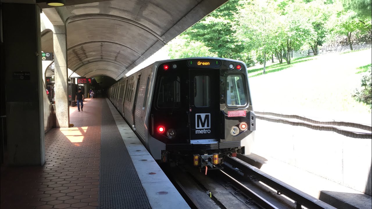 Washington Metrorail HD 60fps: WMATA Red, Green, & Yellow Line Trains @ Fort Totten 6/6/16
