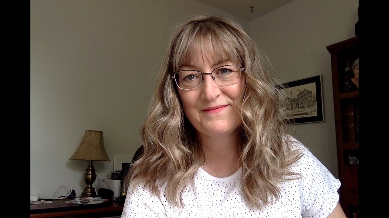 How To:  Keep Your Long Hair Healthy!