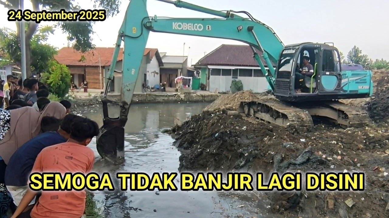 Warga Menyaksikan Sungai Atau Kali nya Kembali Normal Lagi