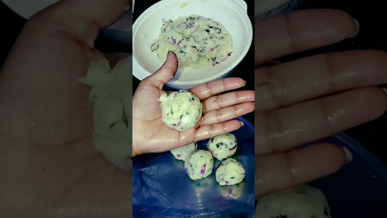 Aloo Tikki Chaat Recipe ...Green Chutney Recipe 