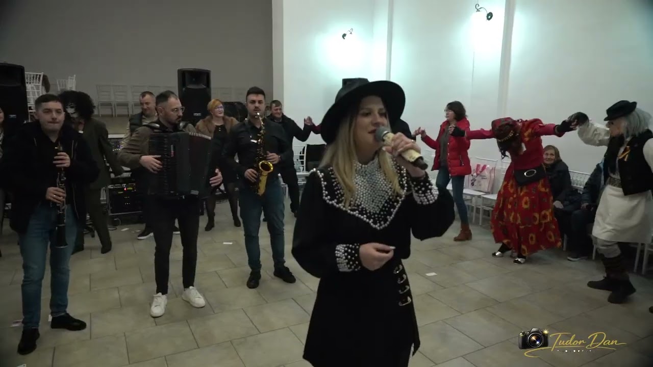 Balul maimucilor 23.02.2026 partea 1  -Eliza Motorga si formatia Banatu
