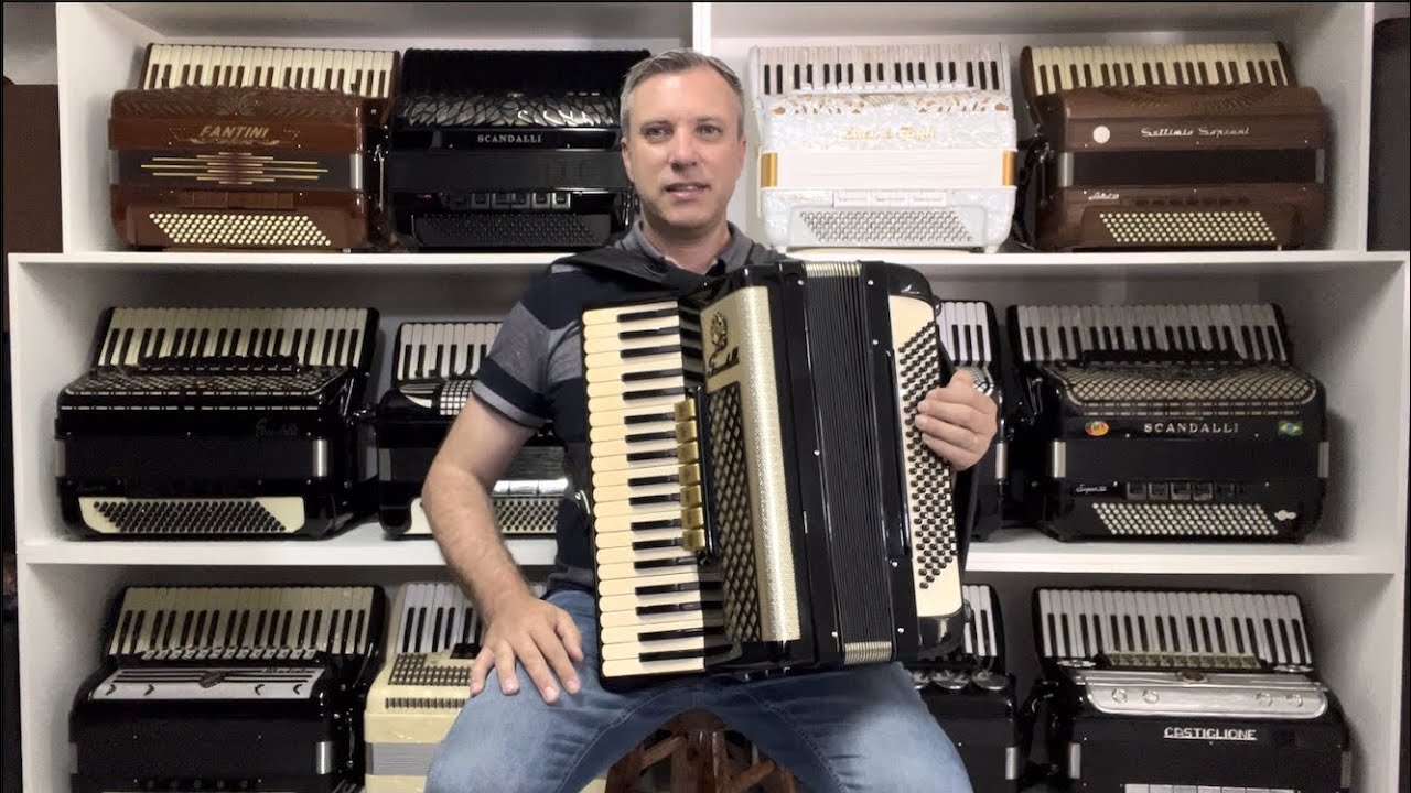 Acordeon Scandalli Serie Ouro - Terça Oitavada 45,5 cm - Jeferson Oliveira