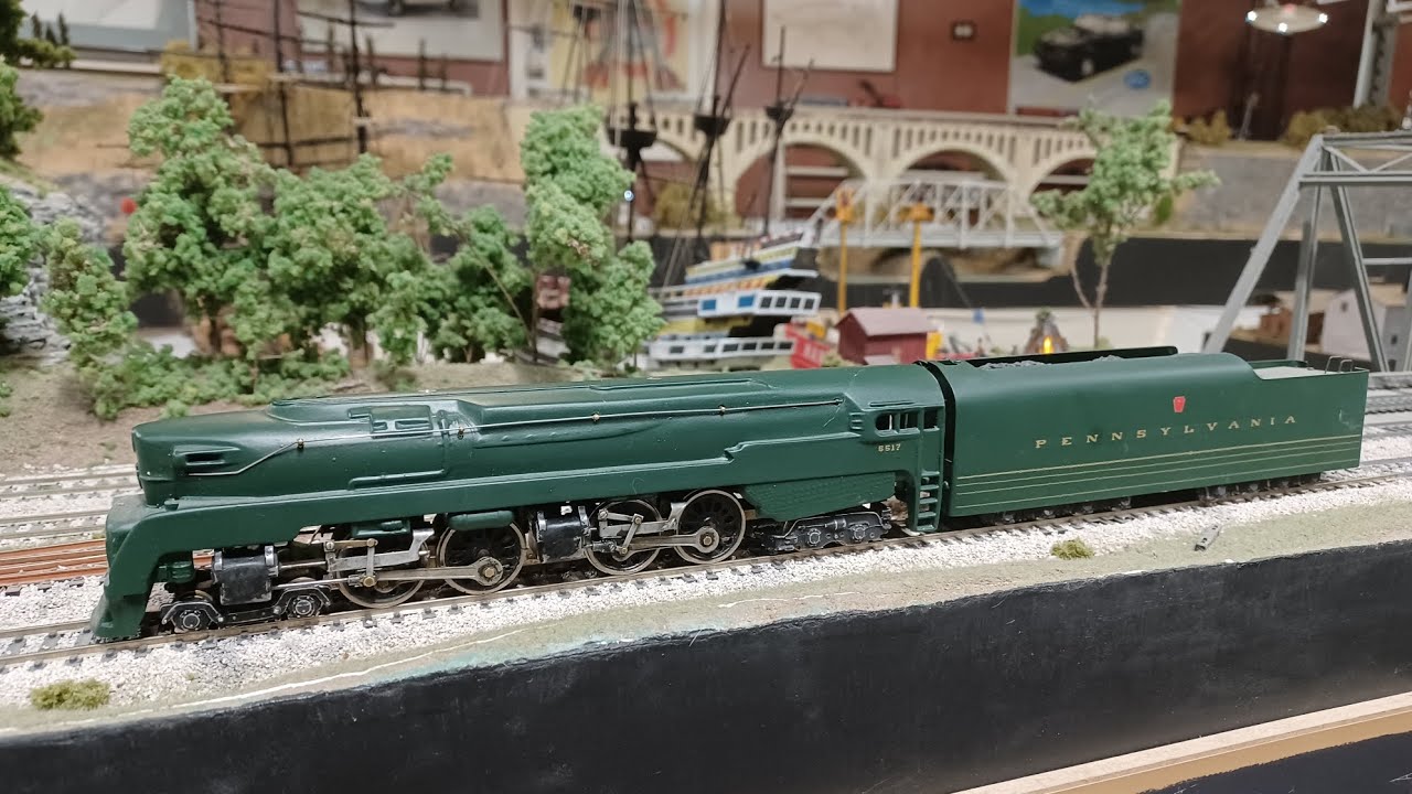 Bowser T1 locomotive.
