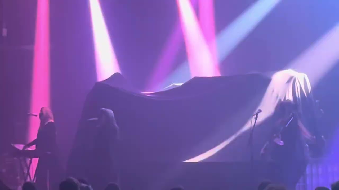 Kaelan Mikla - « Draumadís » - 06/12/2025 - Le Bataclan - Paris - 1/1