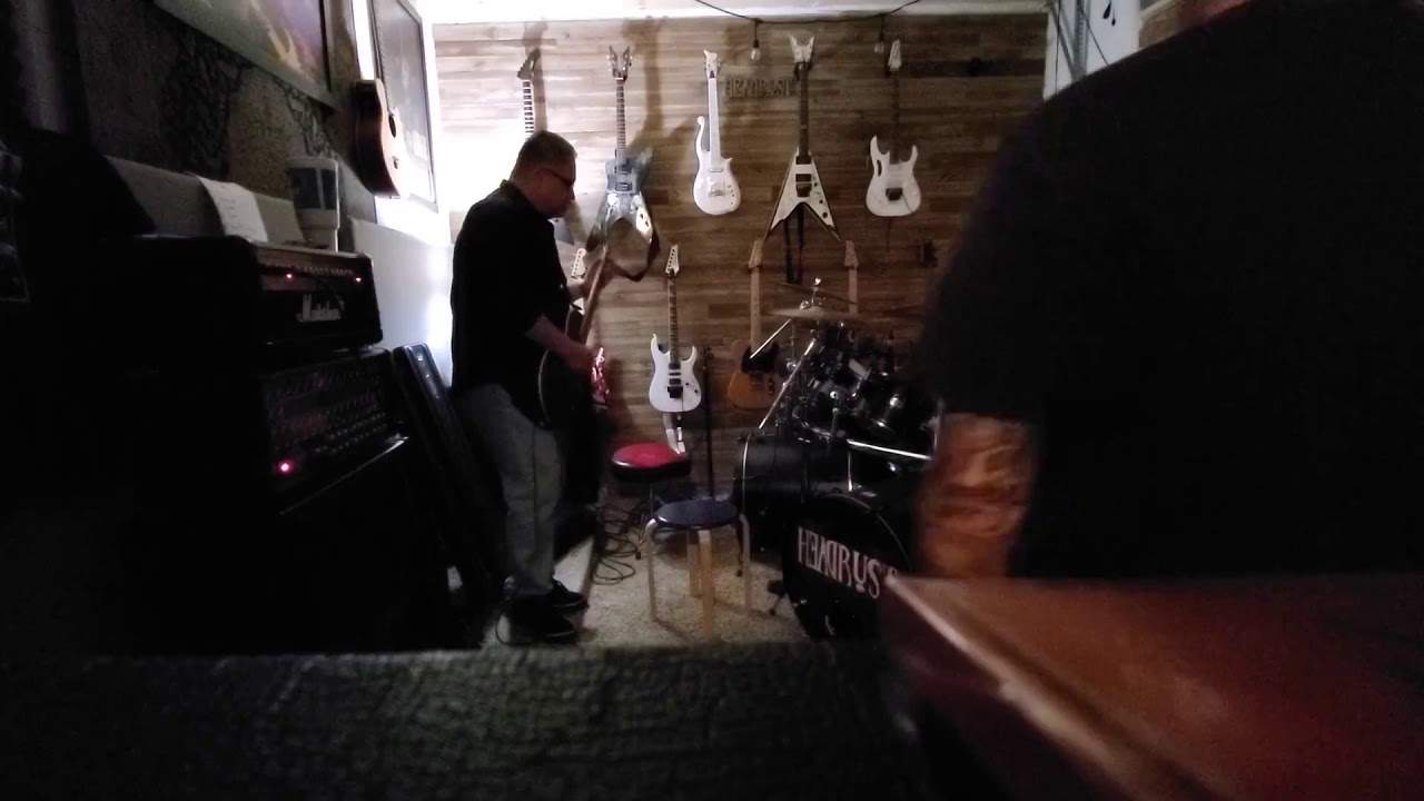 Headrust with Frankie Verdugo