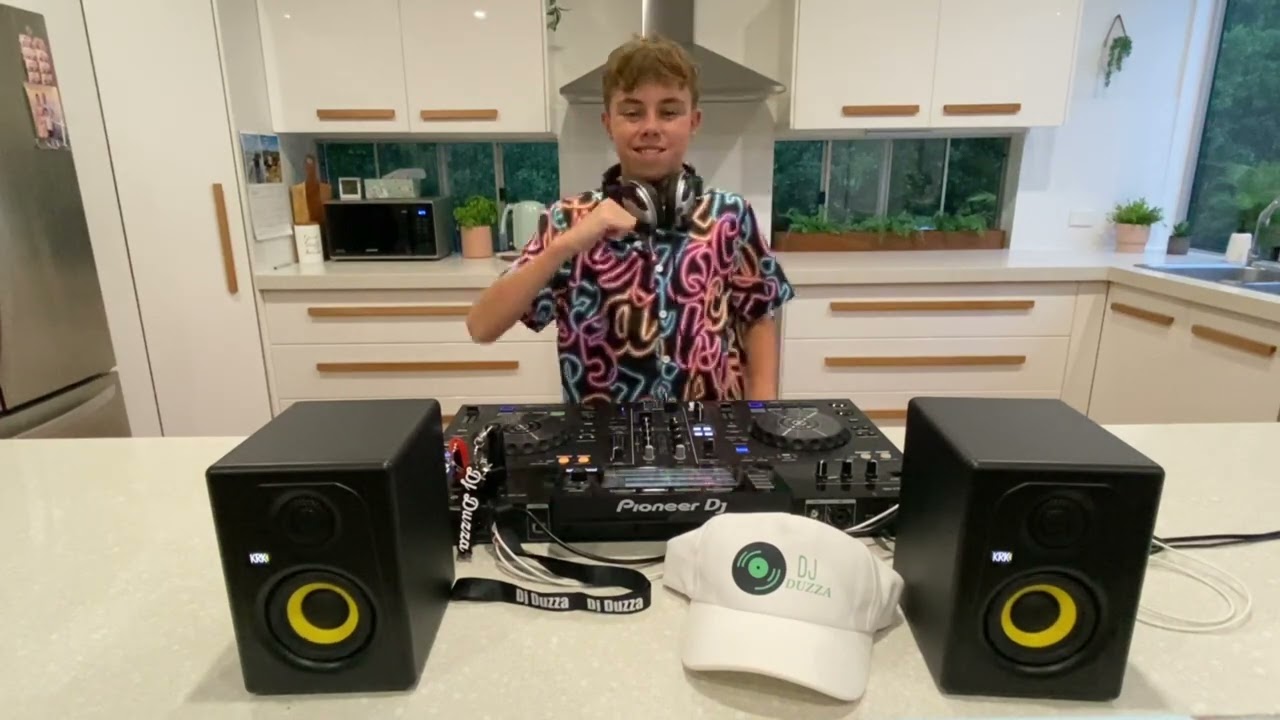 90s Dance Anthems & Remixes | 30-Minute Live Set | DJ DUZZA