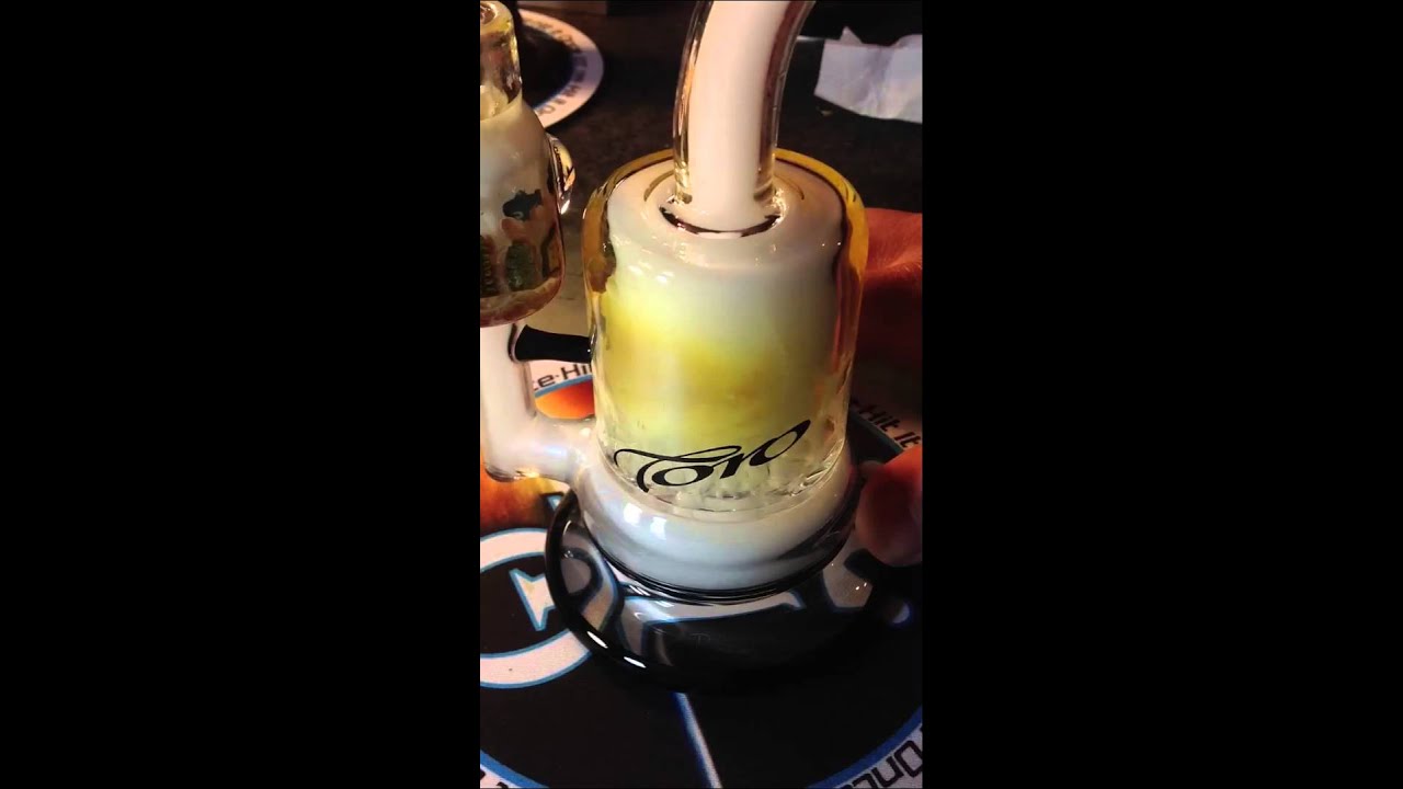 Toro's New Macro with Internal Stemless Froth Perc Prop 215 dabs shatter wax bho jp toro