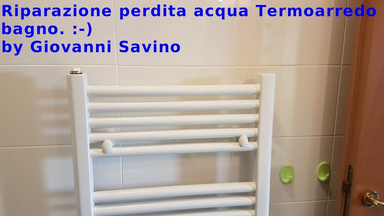 Riparazione perdita acqua termoarredo bagno. Repair loss of water heated towel rail. :-) Subtitled