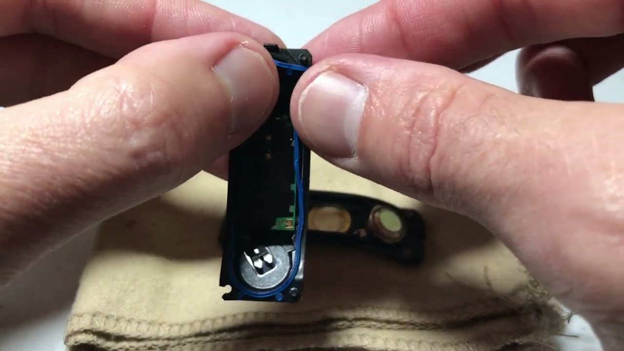 Garmin Vivofit 4 Battery Replacement (4th time) - Time to Trash?