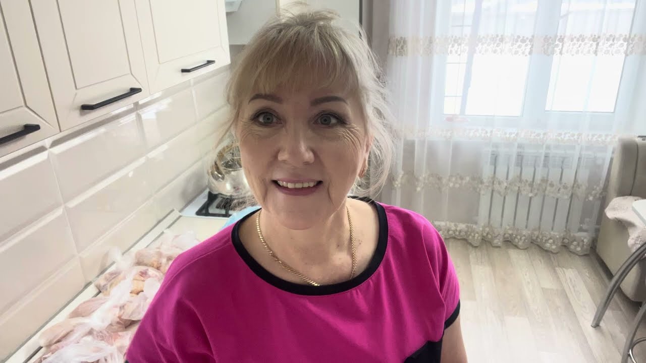 Завтрак//пересадила перец и петунью// испекла пирожки и беляши//💁🌹