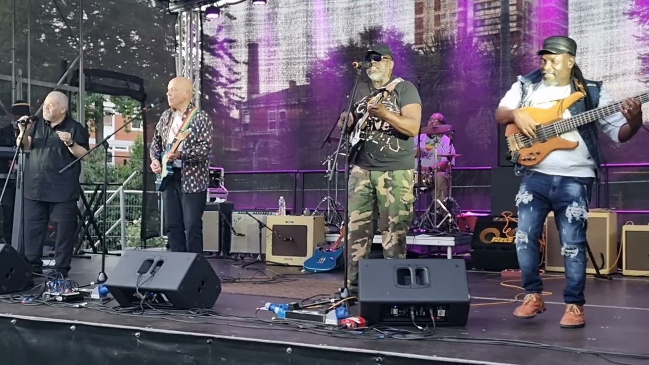 SKA SONIC, feat Clive Alive, performing,  Rising Sun  (Best With Headphones)