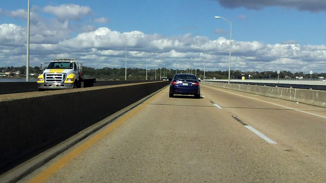 Old Pensacola Bay Bridge (US 98) northbound