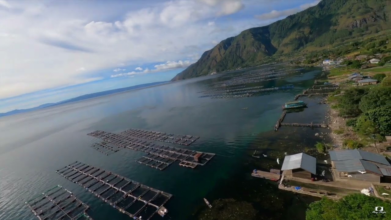 Tao Silalahi Danau Toba I Drone FPV View