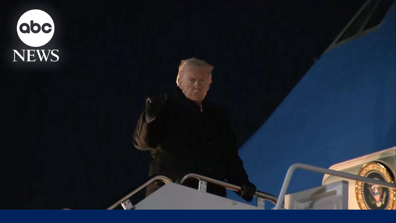 Air Force One turns around amid trip to Davos after 'minor electrical issue'