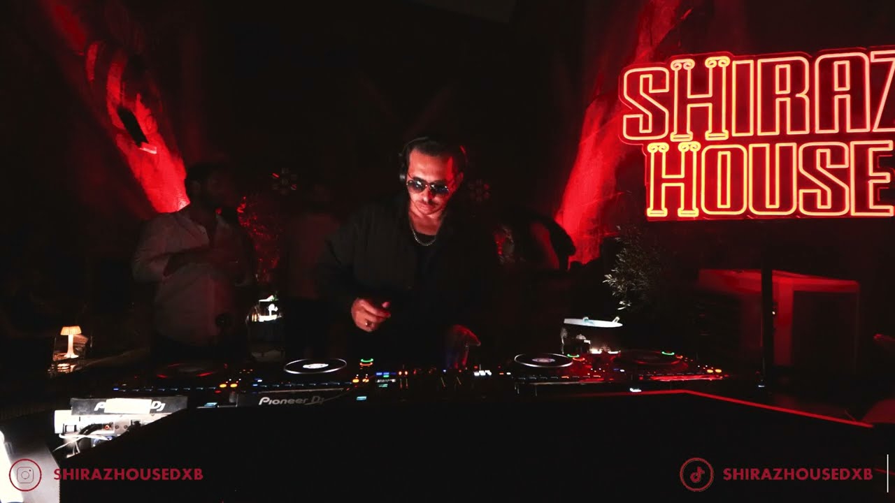 Dubai ( Shiraz House ) live performance اجرای زنده در دبی ( میکس اهنگهای جدید ایرانی ) 2025 