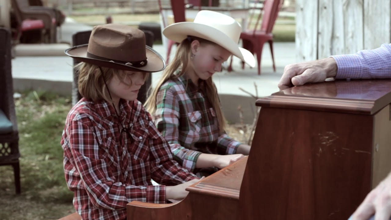 Barn Dance (Piano Duet)