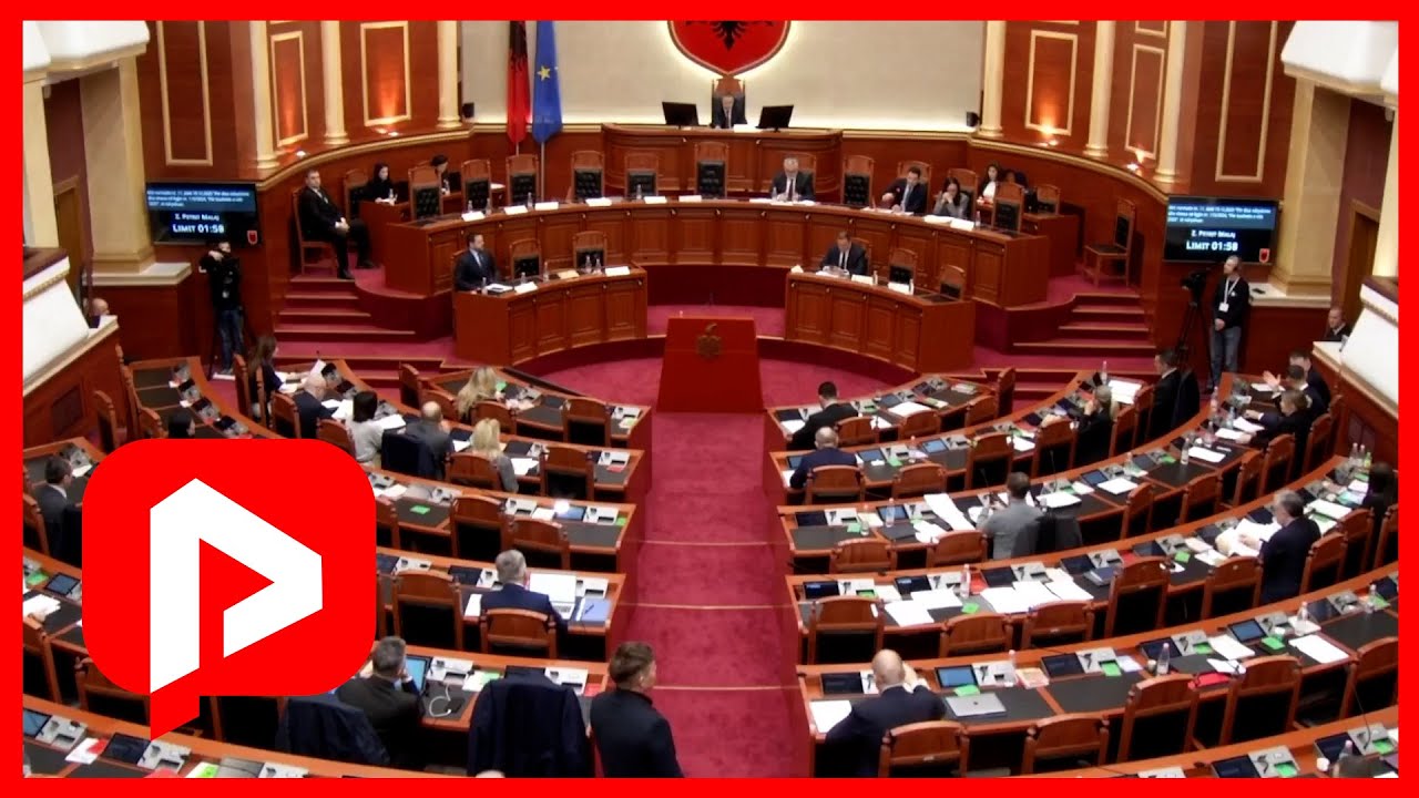 E fortë/ Socialistët sherr mes tyre në parlament!