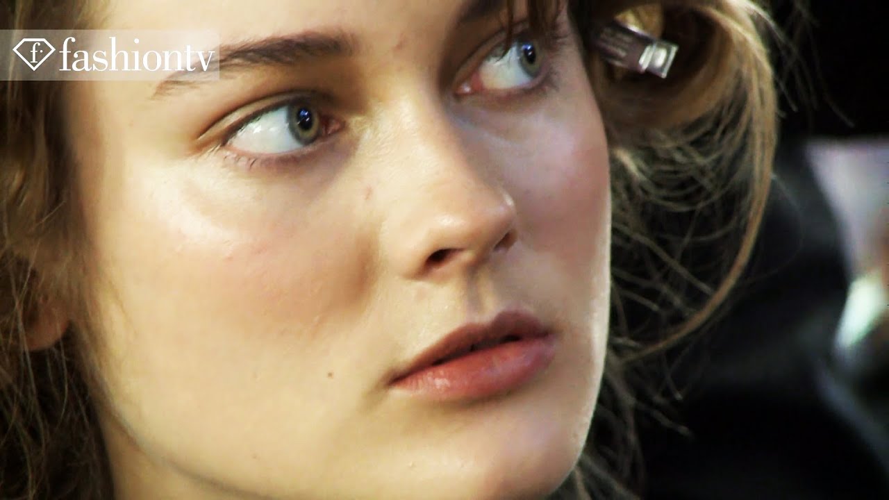 Model Talks — Моника Як Ягасиак — основные моменты и интервью на Неделе моды Весна 2012 | FashionTV