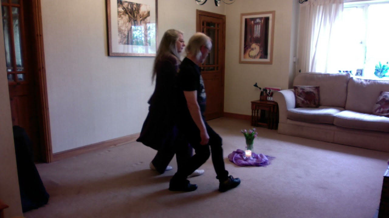 Esmer - Circle Dance with Cindy & Adrian