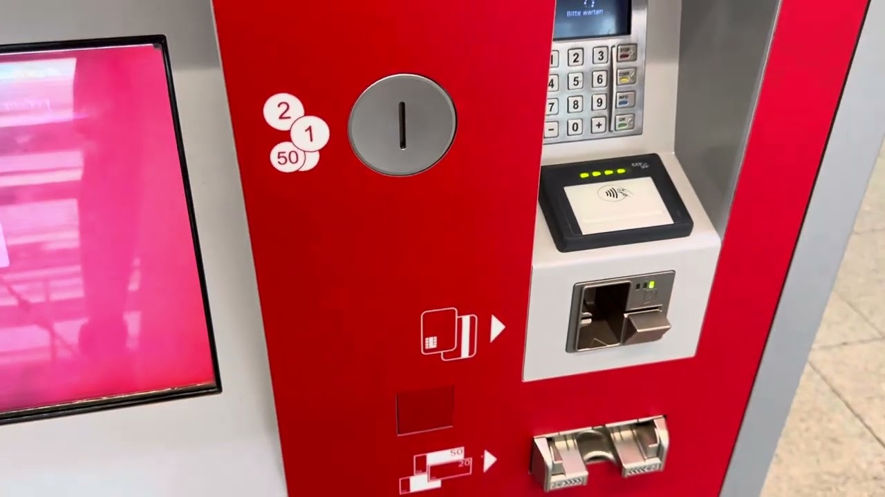 Test eTicket-Infofunktion am Fahrkartenautomaten der Rheinbahn D&uuml;sseldorf