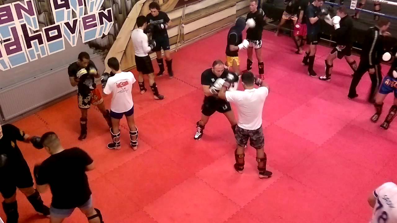 Yucel Fidan & Yavuz Kayabasi sparring