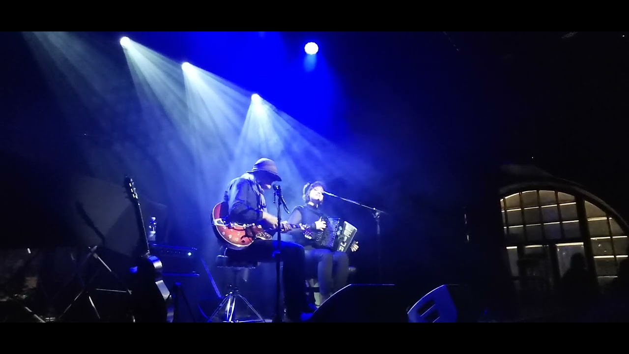 PK Keränen & Leija Lautamaja(The Moontwins) -Sad Girl - Lost In Music-G Livelab Tampere - 29.9.2022