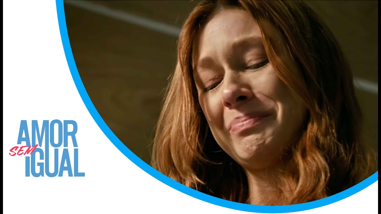 Poderosa se emociona ao ler a Bíblia | AMOR SEM IGUAL