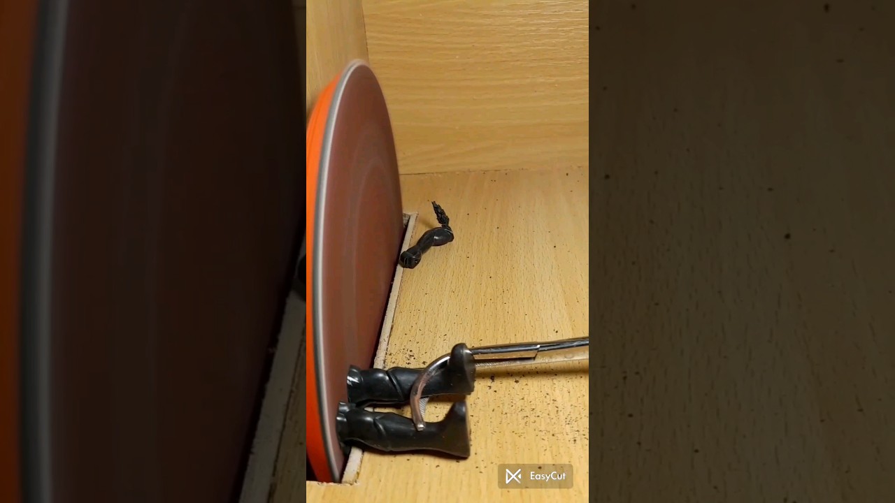 birth of a toy from a kind of grinding