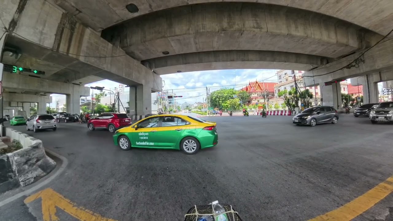 POV Bangkok Motorbike Ride: Suthisan to Chatuchak | Delivery Job in Thailand
