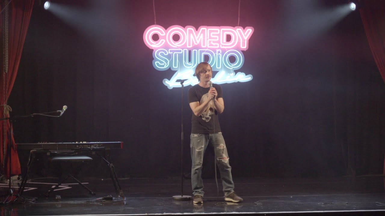 Schneewerner und die 7 Zicken - Alex Upatov | Comedy Studio Berlin