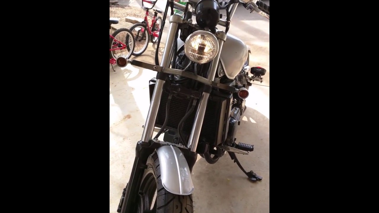 Amazing exhaust sound 86 Magna Bobber vf700