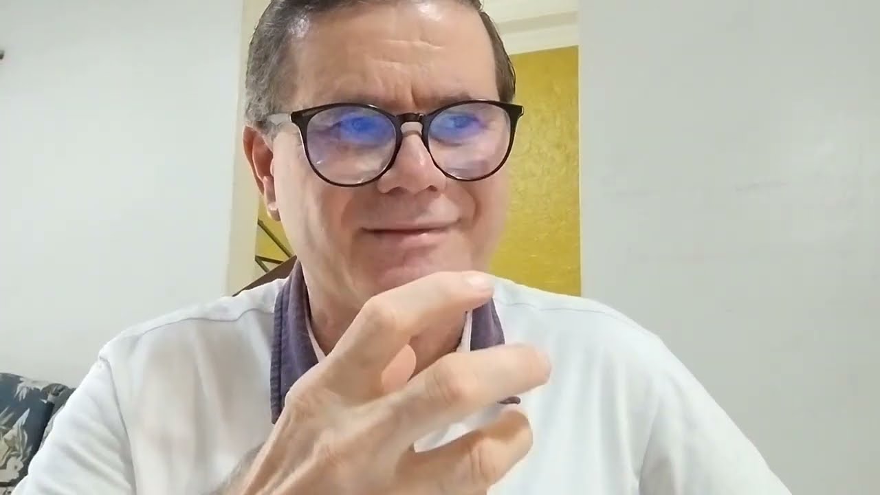 A norma-padrão aliada à linguagem coloquial. O cordel a serviço da linguagem. Aurélio Menezes.