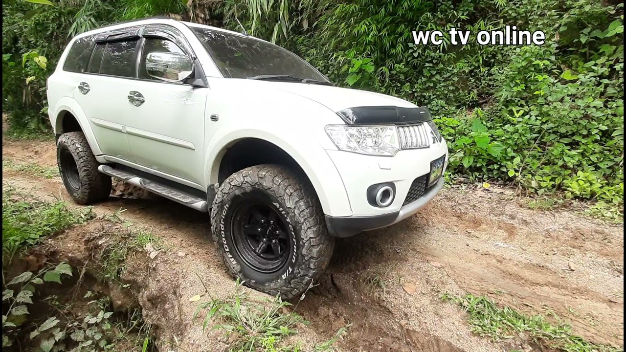 Pajero Sport 2.5 4x4 AT กับลีลาลงเนินหิน