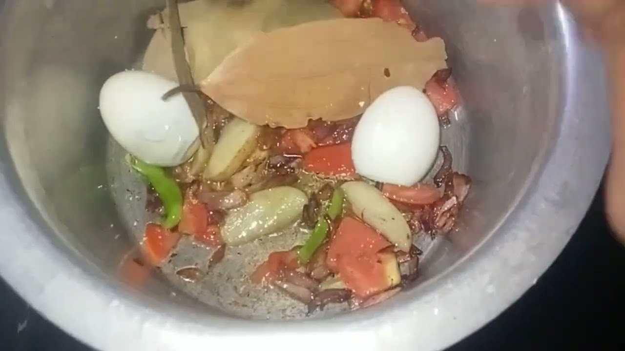 పల్లెటూరి పలావు.... simple & tasty 😋 curry తో panilekunda thinochu #long video #trending #cooking