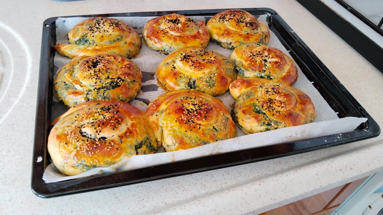 ISPANAKLI BÖREK NASIL YAPILIR ❓🥰 PASTANE BÖREĞİ GİBİ😍