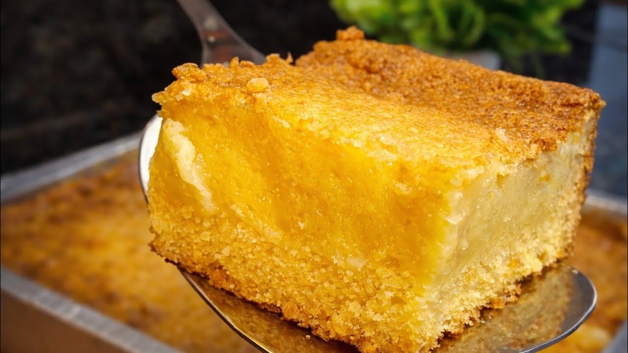 BOLO (MEGA CREMOSO) de FUBÁ que já sai RECHEADO DO FORNO !!! VOCÊ VAI SE SURPREENDER!!!