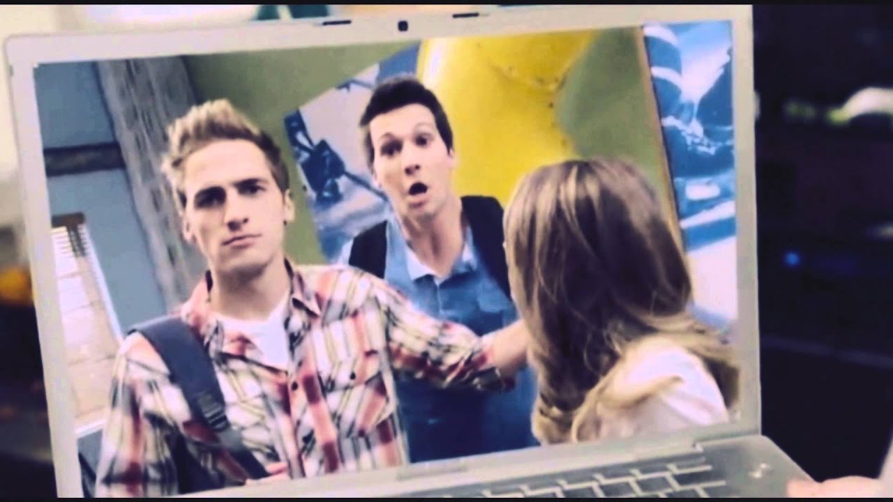 Kendall, Jo & Lucy [Jendall vs. Kucy] | Who's standing next to you?