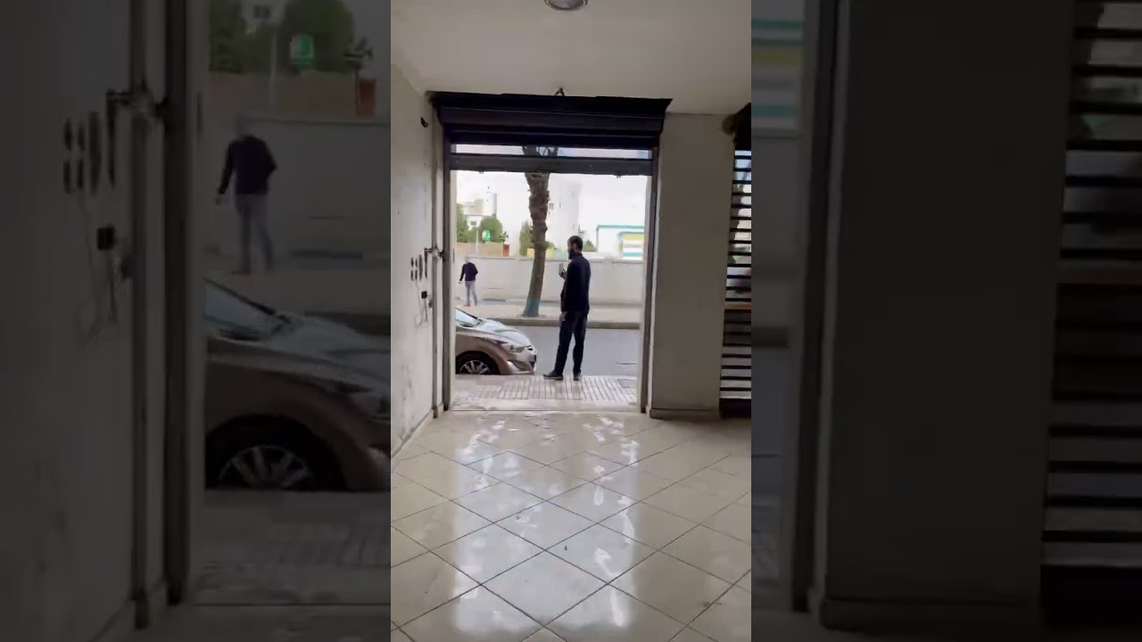 3 محلات كبار للبيع على شارع الكبير قرب اجانف بتطوان 0766562003 شوف فيديو