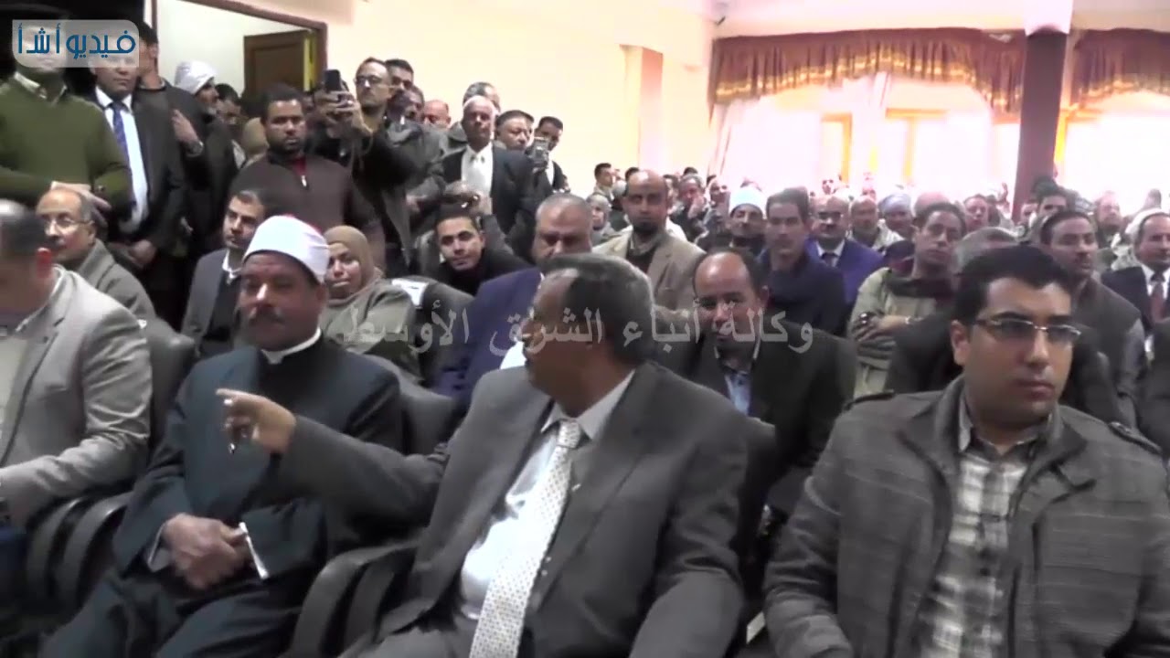 بالفيديو : محافظ سوهاج يعقد لقاءا مفتوحا لحل مشاكل أهالى مركز جهينة