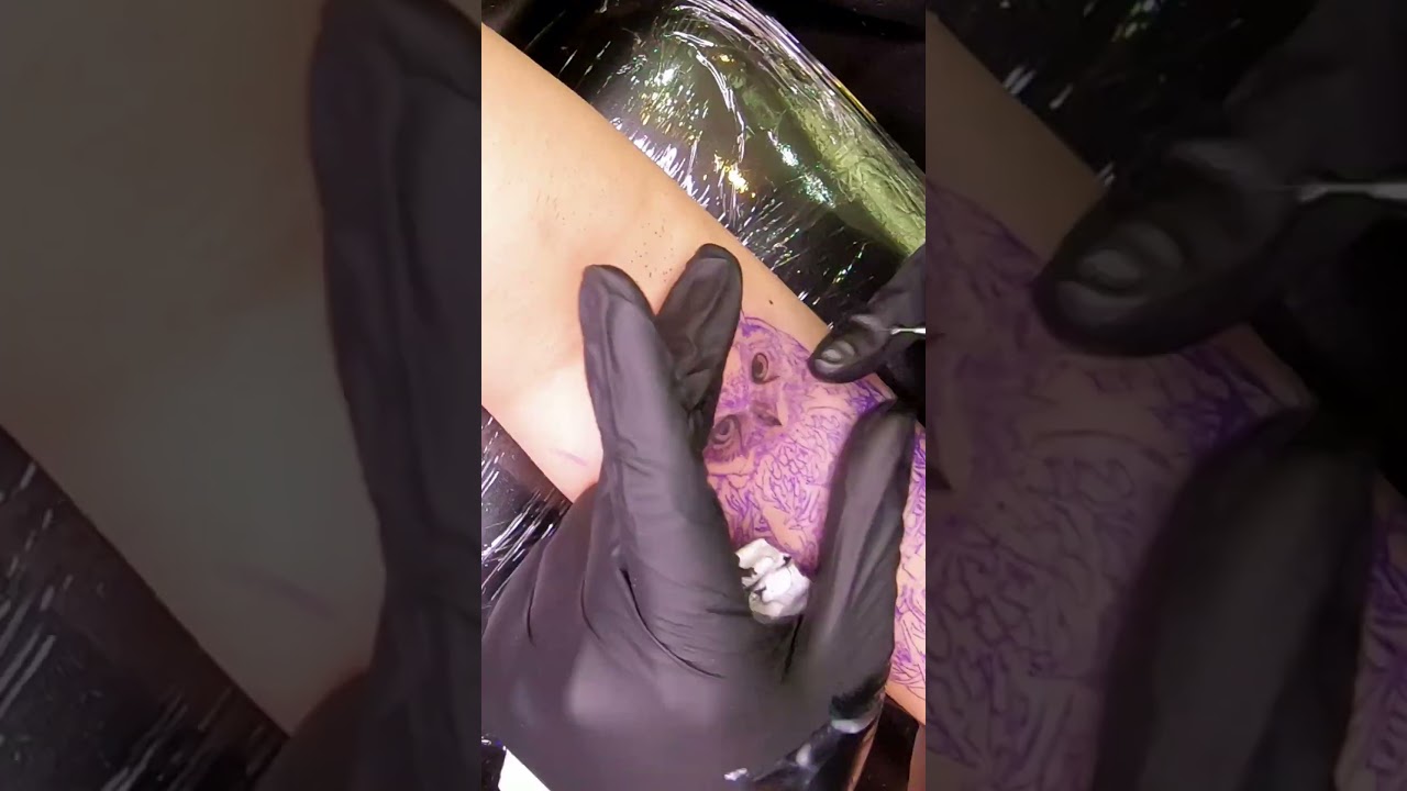 Owls and lanterns tattoo time lapse #tattoo #紋身 #刺青 #台中 #tattooartist