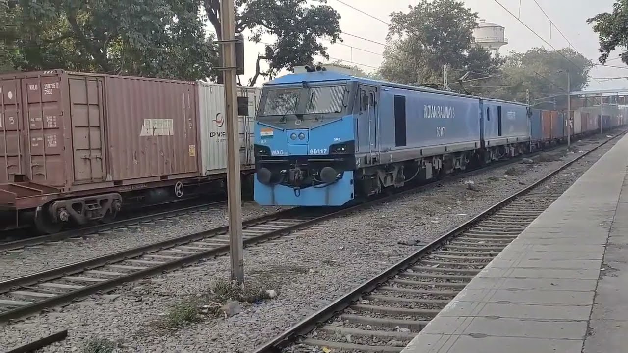 Diesel Electric Locomotive || PERFECT Crossing Freight__Express Train_s By Okhla_Station 