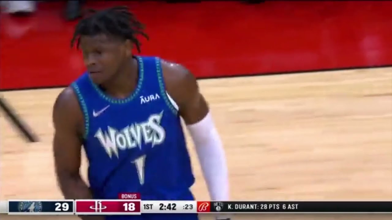 Anthony Edwards with a Spectacular off-balance Finish