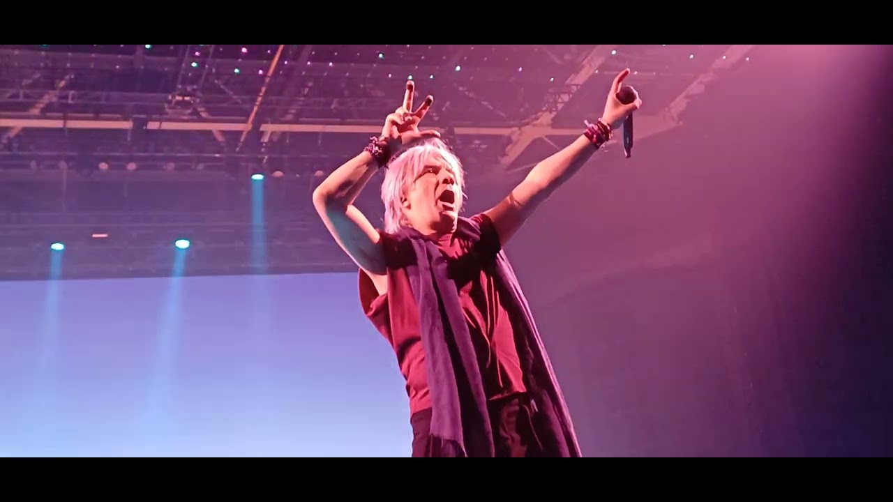4 nuits par semaine : Indochine enflamme le Z&eacute;nith d'Auvergne , avril 2025 🎶🔥🔥🎵