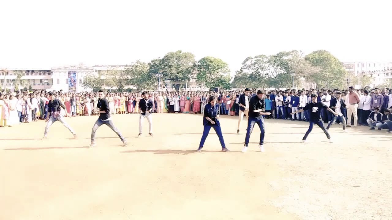 EEE flash mob@BEC