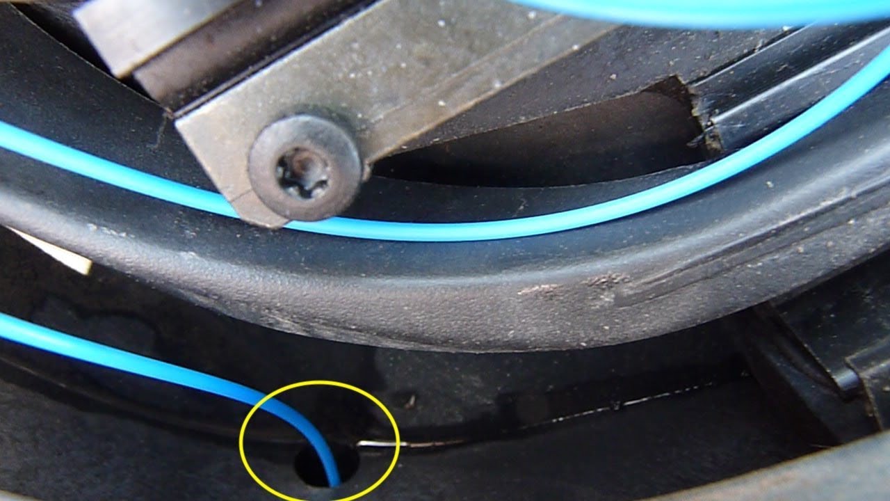 Improve A8 D3 Sunroof Drainage - Clear The Drains