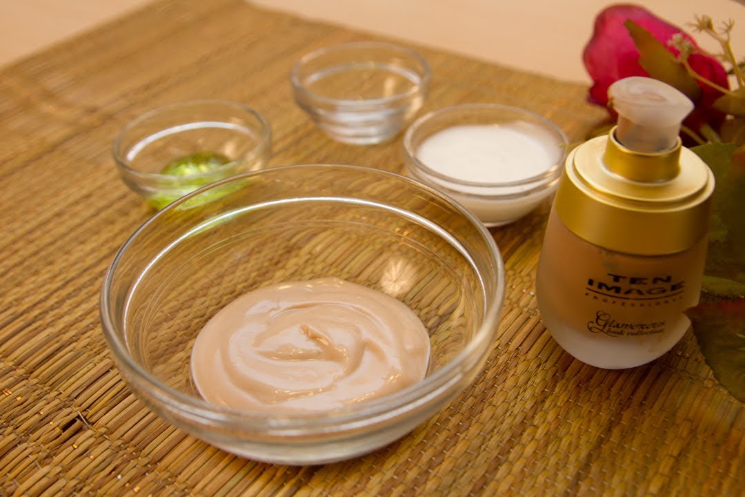 Como Hacer Base de Maquillaje Ligero, Primer