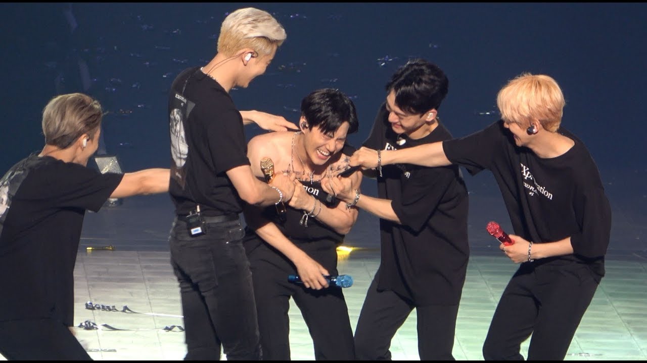[4K fancam] 19.09.28 EXO EXplOration in Taipei EXO 멘트 직캠 - 장난꾸러기 엑소 ㅋㅋㅋㅋ