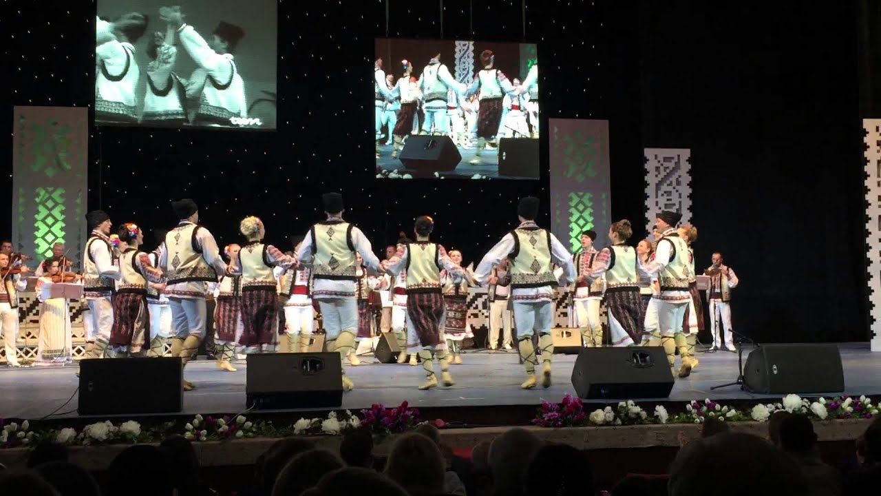 Fluieraș 70 ani! Hora Satului, ediție specială, cu Constantin Seremet si Nicolae Luchian.
