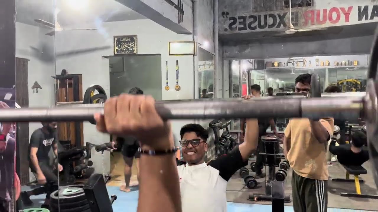 Day-43||100 days challenge|| shoulder workout|| target pura karo 😂|| @jatinabhishekvlogs 